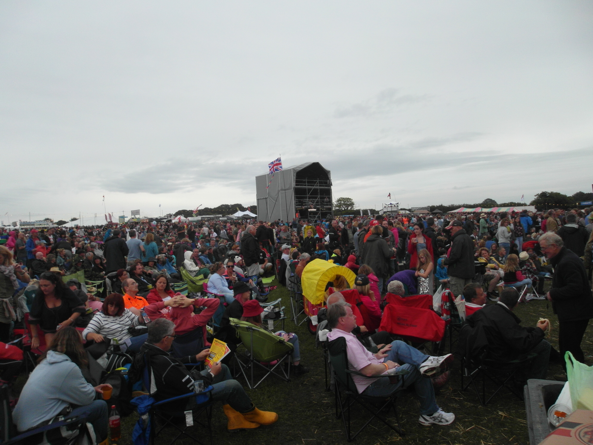 Getting settled for the next act.